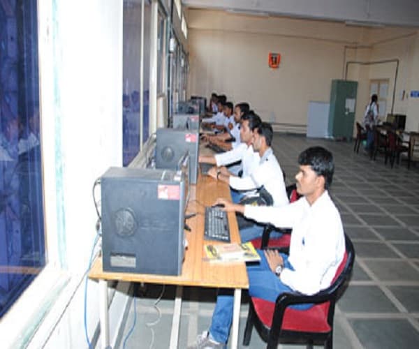 Government College of Pharmacy Aurangabad Academic Building photo 11